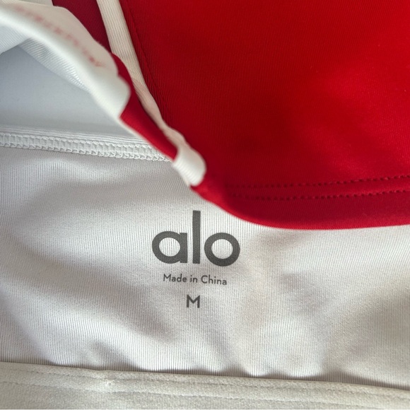 ALO Yoga Airlift Car Club Sports Bra Red White Adjustable Size Medium NWOT - Picture 7 of 8
